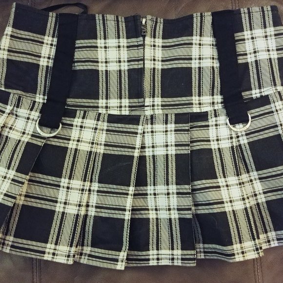 Y2K Medium TRIPP Plaid Mini Skirt Hottopic Black White Egirl goth punk med M 90s - Picture 2 of 4